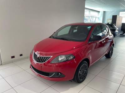 Lancia Ypsilon 1.0 FireFly 5 porte S&S Hybrid Gold Rosso usata Mondovì