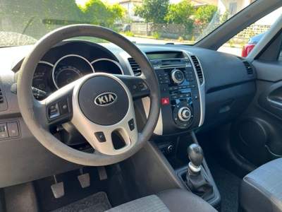 Kia Venga 1.4 EcoGPL Cool Bianco usata SAN GIORGIO PIACENTINO