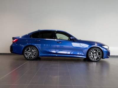 BMW Serie 3 330i i Msport Blu/Azzurro usata RIMINI