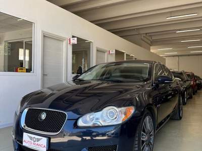 Jaguar XF 3.0 V6 Luxury Blu/Azzurro usata Alghero