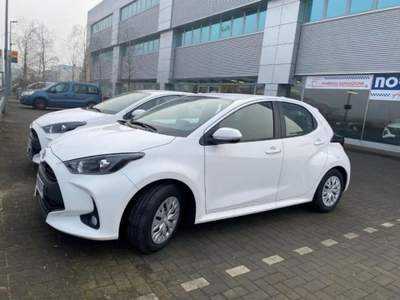 Toyota Yaris 1.5 5p. Active Bianco usata Alghero