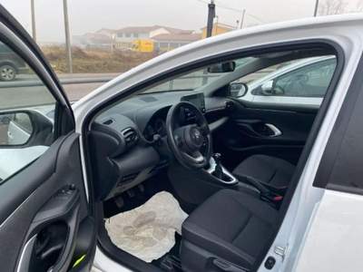 Toyota Yaris 1.5 5p. Active Bianco usata Alghero
