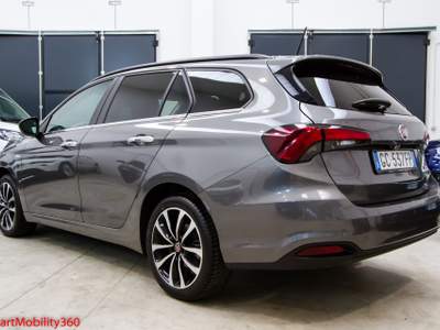 Fiat Tipo Tipo SW 1.6 mjt Lounge s&s 120cv Bronzo usata Busnago