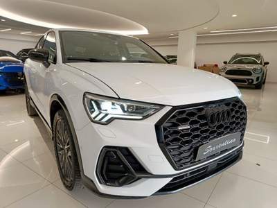 Audi Q3 SPB 40 TDI quattro 190CV S tronic S-Line Black Ed. Bianco usata Sant'Antonio Abate