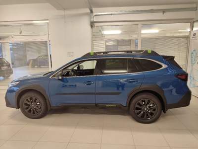 Subaru Outback 2.5i Lineartronic Geyser Blu/Azzurro usata Padova
