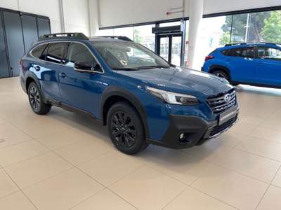 Subaru Outback 2.5i Lineartronic Geyser Blu/Azzurro usata Padova