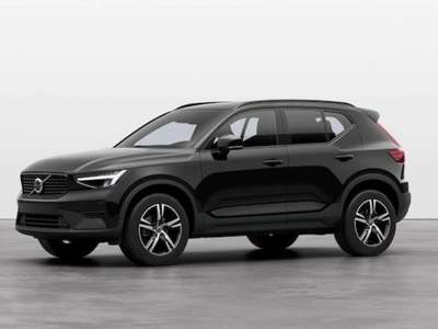 Volvo XC40 B3 automatico Plus Dark Nero usata Padova