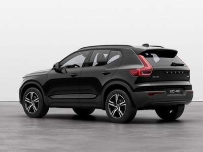 Volvo XC40 B3 automatico Plus Dark Nero usata Padova
