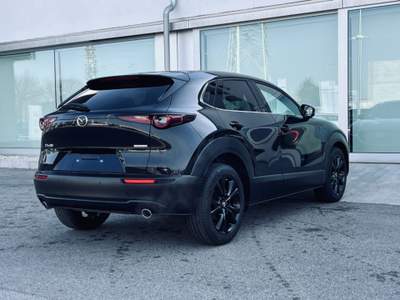 Mazda CX-30 2.5 140cv e-Skyactiv-G M Hybrid 2WD Homura MT Nero usata Padova