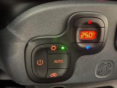 Fiat Panda 1.0 CROSS S&S Hybrid 15.900 Grigio usata Messina