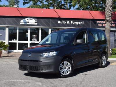 Volkswagen Caddy 2.0 TDI Space Maxi 102 CV Blu/Azzurro usata Roma