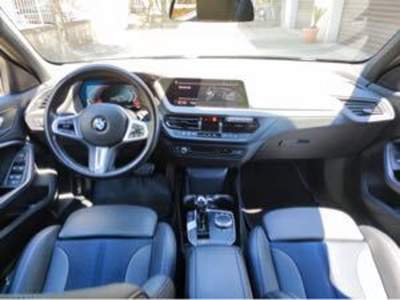 BMW Serie 1 116d anno 2021 full optional  Nero usata Rende