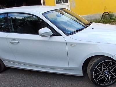 BMW Serie 1 116d d 2.0 116CV cat 3 porte Eletta Bianco usata Gaglianico