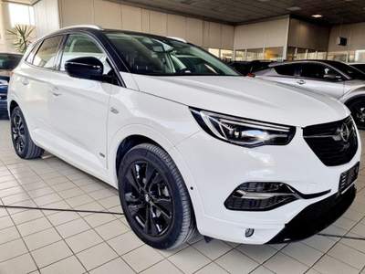 Opel Grandland 1.6 Hybrid Plug-in aut. GPL FWD ULTIMATE LOOK Bianco usata Rubano