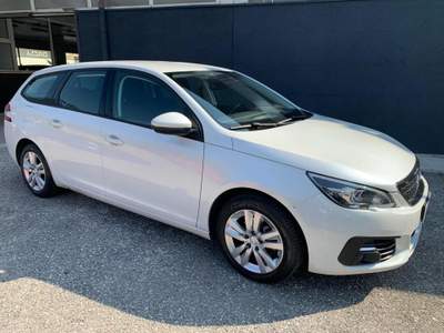 Peugeot 308 BlueHDi 130 S&S SW Business Bianco usata Tolmezzo
