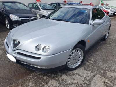 Alfa Romeo Gtv/Spider 2.0i 16V Twin Spark cat Argento usata Piacenza