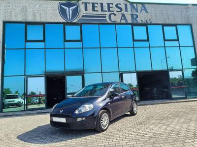 Fiat Punto 1.3 MJT II 75 CV 5 porte Lounge Blu/Azzurro usata San Salvatore Telesino