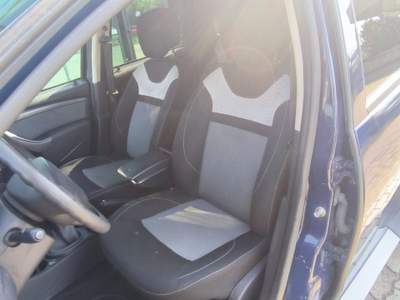 Dacia Duster 1.6 115CV 4x2 GPL Lauréate Blu/Azzurro usata San Salvatore Telesino