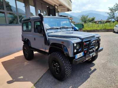 Land Rover Defender 3.9 182 CV DEVOURER OF LAND Grigio usata Niardo