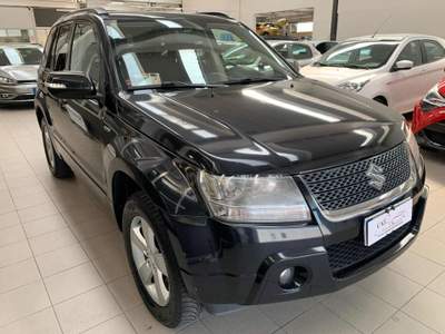 Suzuki Grand Vitara 1.9 DDiS 5 porte Offroad Nero usata Tolmezzo