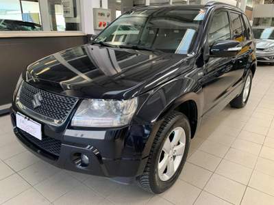 Suzuki Grand Vitara 1.9 DDiS 5 porte Offroad Nero usata Tolmezzo