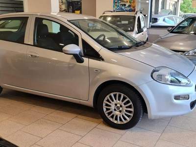Fiat Punto 1.4 8V 5 porte Easypower Lounge Argento usata Campobasso