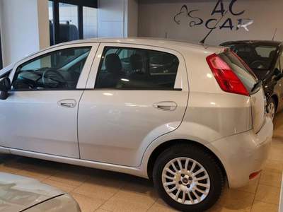 Fiat Punto 1.4 8V 5 porte Easypower Lounge Argento usata Campobasso