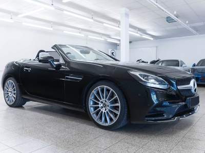 Mercedes-Benz SLC AMG line / Designo Grigio usata Roma