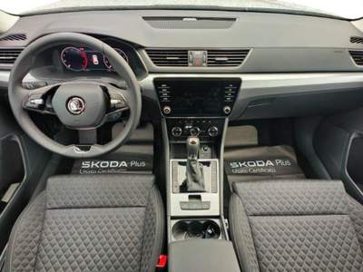 Skoda Superb Wagon 2.0 tdi evo Executive 150cv dsg Bianco usata Pistoia