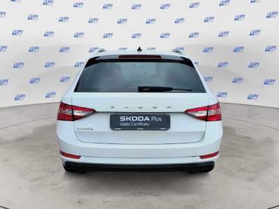 Skoda Superb Wagon 2.0 tdi evo Executive 150cv dsg Bianco usata Pistoia