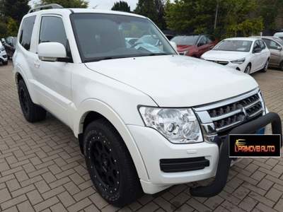 Mitsubishi Pajero 3.2 DI-D 16V aut. 3p. Bianco usata Castelnuovo Rangone