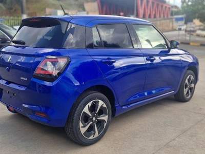 Suzuki Swift 1.2 Hybrid 4WD AllGrip Top Grigio usata Polistena