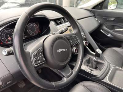Jaguar E-Pace 2.0D 150 CV Pelle Navi Tetto Grigio usata Oderzo