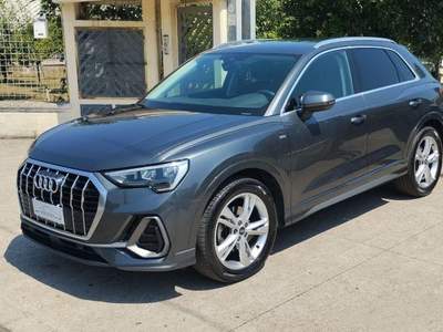 Audi Q3  2.0 TDI 150CV S tronic Grigio usata Saviano