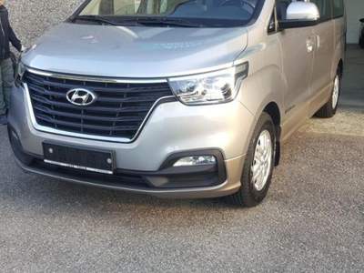 Hyundai H-1 P716 Grigio usata Bareggio