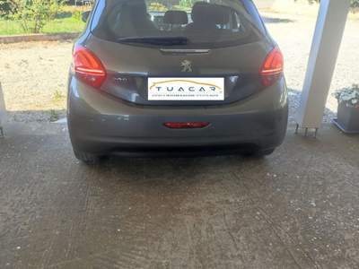 Peugeot 208 Active 1.6 Blue HDI 75 Grigio usata Vibo Valentia