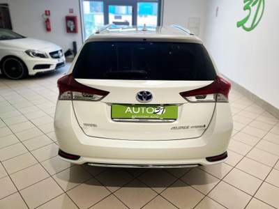 Toyota Auris 1.8 Hybrid Active Bianco usata Trento