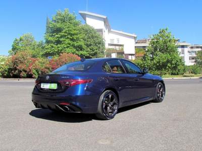 Alfa Romeo Giulia 2.0 Turbo 280 CV AT8 AWD Q4 Veloce Blu/Azzurro usata Latina