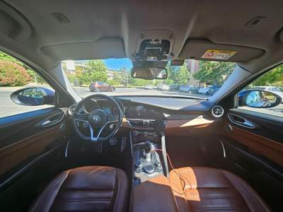 Alfa Romeo Giulia 2.0 Turbo 280 CV AT8 AWD Q4 Veloce Blu/Azzurro usata Latina