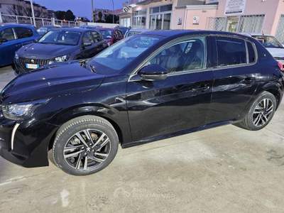 Peugeot 208  1.5 bluehdi GT s&s 100cv usata Aversa