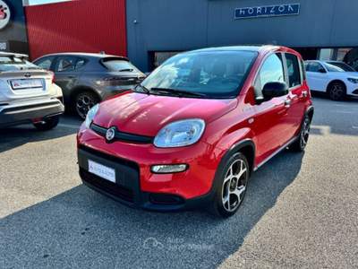 Fiat Panda 1.0 firefly hybrid Sport s&s 70cv Rosso usata Tavagnacco