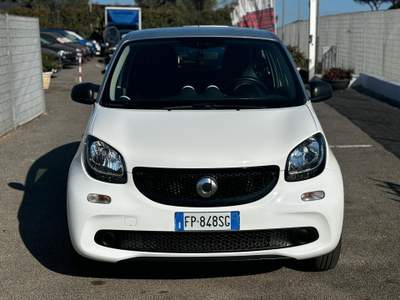 Smart ForFour Condizioni ottime Bianco usata FIUMICINO
