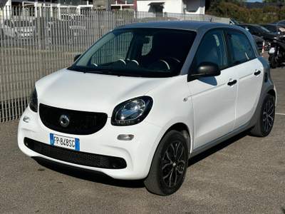 Smart ForFour Condizioni ottime Bianco usata FIUMICINO