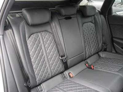 Audi A4 Avant 40 TFSI S tronic S line edition Bianco usata RIMINI