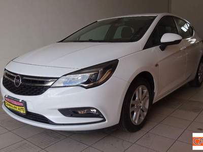 Opel Astra  Bianco usata Brindisi