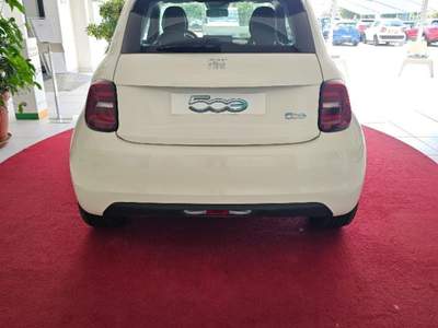 Fiat 500 Icon Berlina 42 kWh Bianco usata Mondolfo