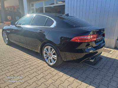Jaguar XE 2.0 D Turbo 180CV aut. Prestige Nero usata Roma