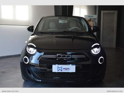 Fiat 500 500 La Prima Berlina 42 kWh                                                         Nero usata Locri