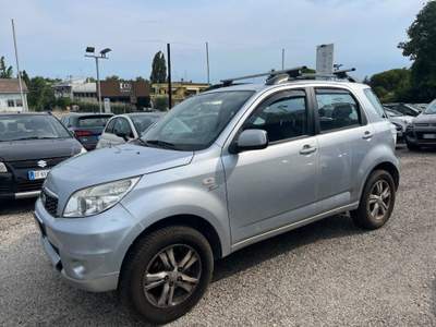 Daihatsu Terios 1.5 4WD GPL /BZ   Easy Think Pink Argento usata Coriano