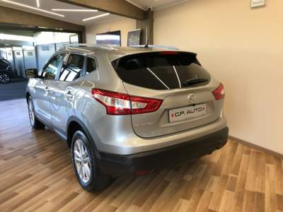Nissan Qashqai 1.6 dCi X-Tronic Tekna 2WD Grigio usata Santa Maria di Licodia